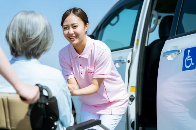 介護職に就く女性