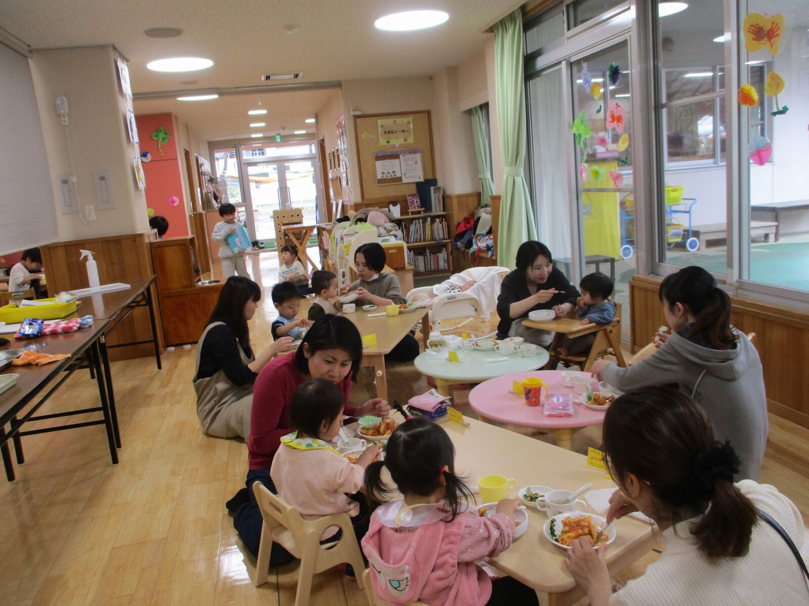 3月26日（木）給食レストラン＆ママカフェ開催しました♪