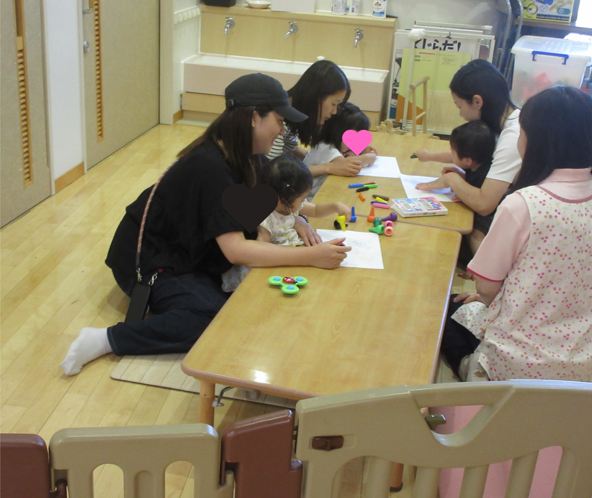 ママと一緒におえかきタイム✏️