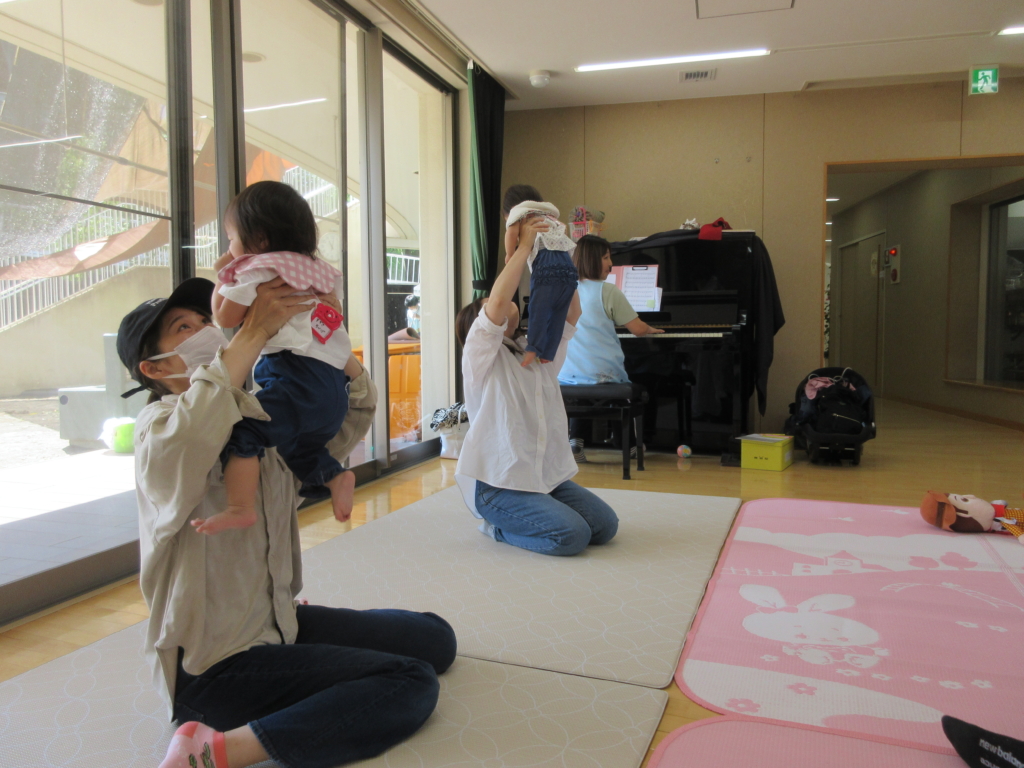 親子で楽しい💕リトミック