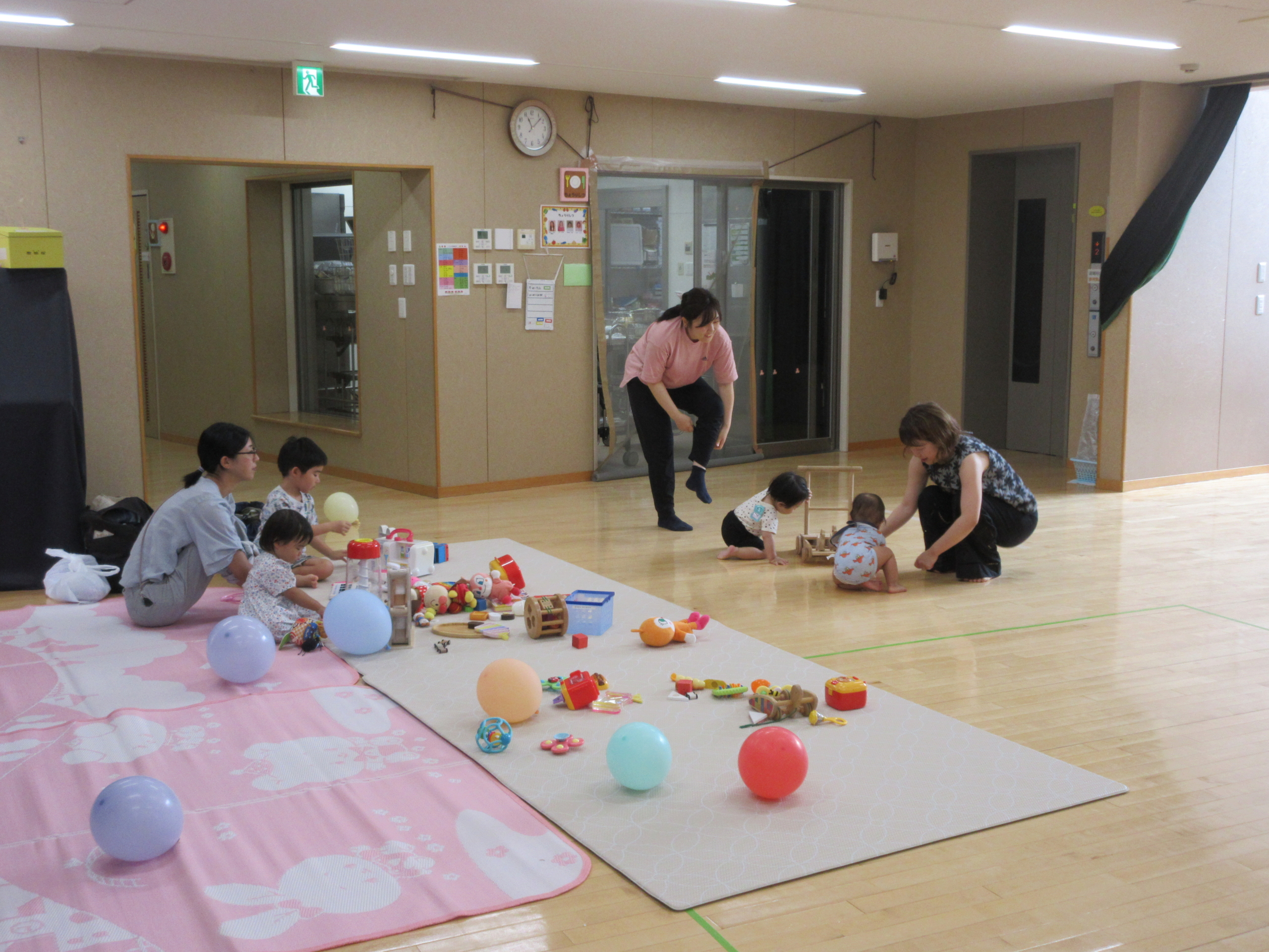 たくさんのお友達が遊びにきたよ😊